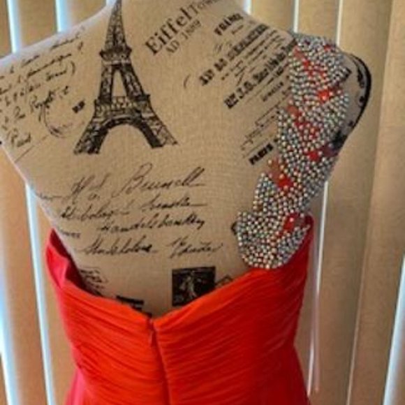 *Sale* Coral Chiffon One Shoulder Embellished Formal Evening Gown Size 10 - Picture 7 of 8